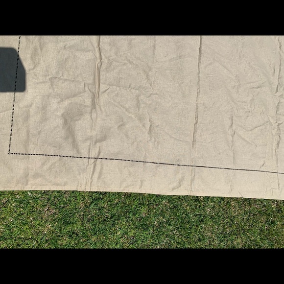 Table Cloths - Picture 8 of 8